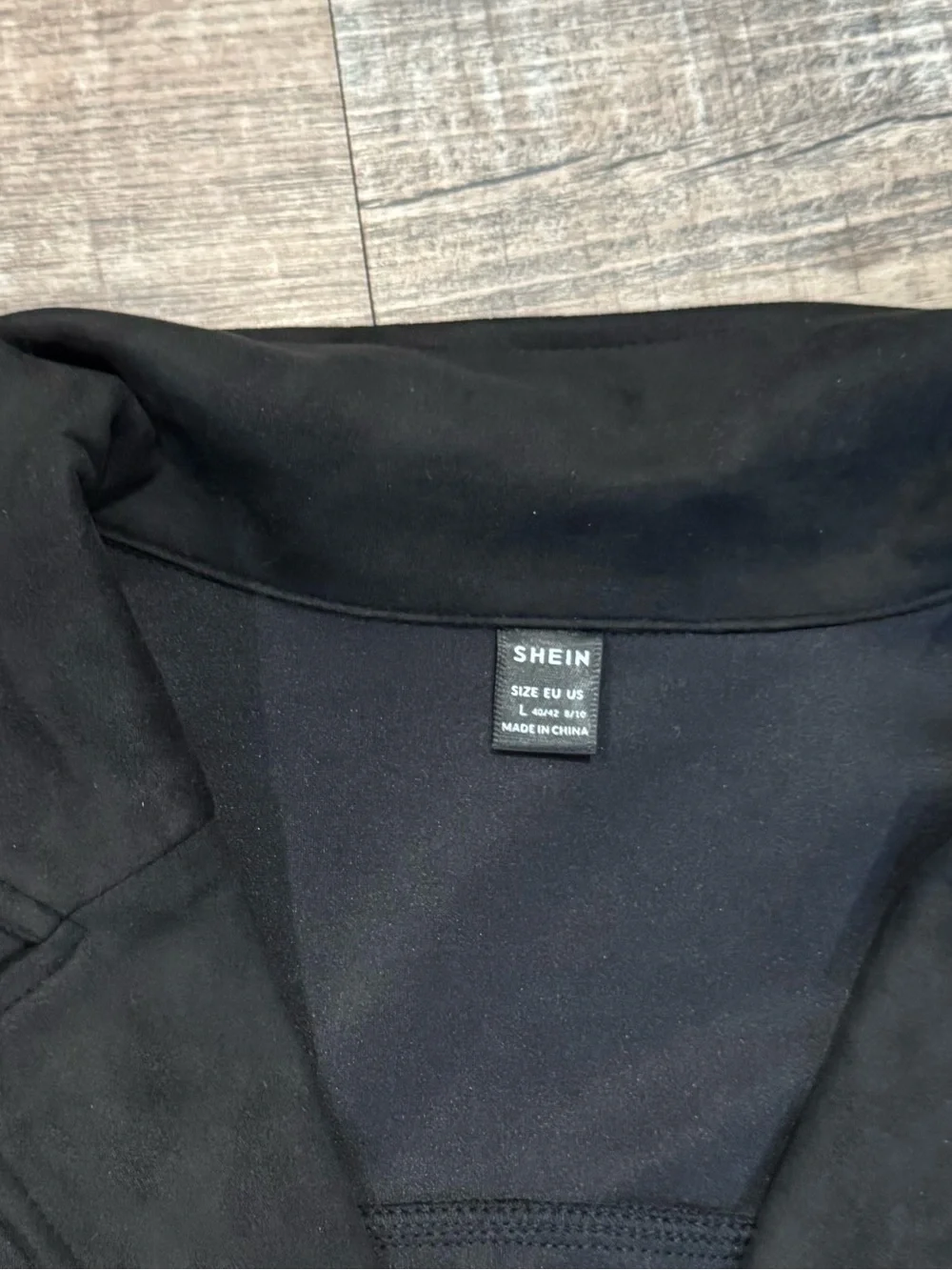 Women’s Faux Suede Tassel Jacket - Picture 3 of 4